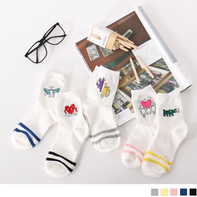 0609新品 【特價款】韓國可愛印花配色橫條紋短筒襪．5色