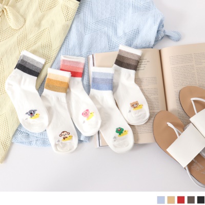 0609新品 【特價款】韓國漸層色綴可愛動物圖案短筒襪．5色